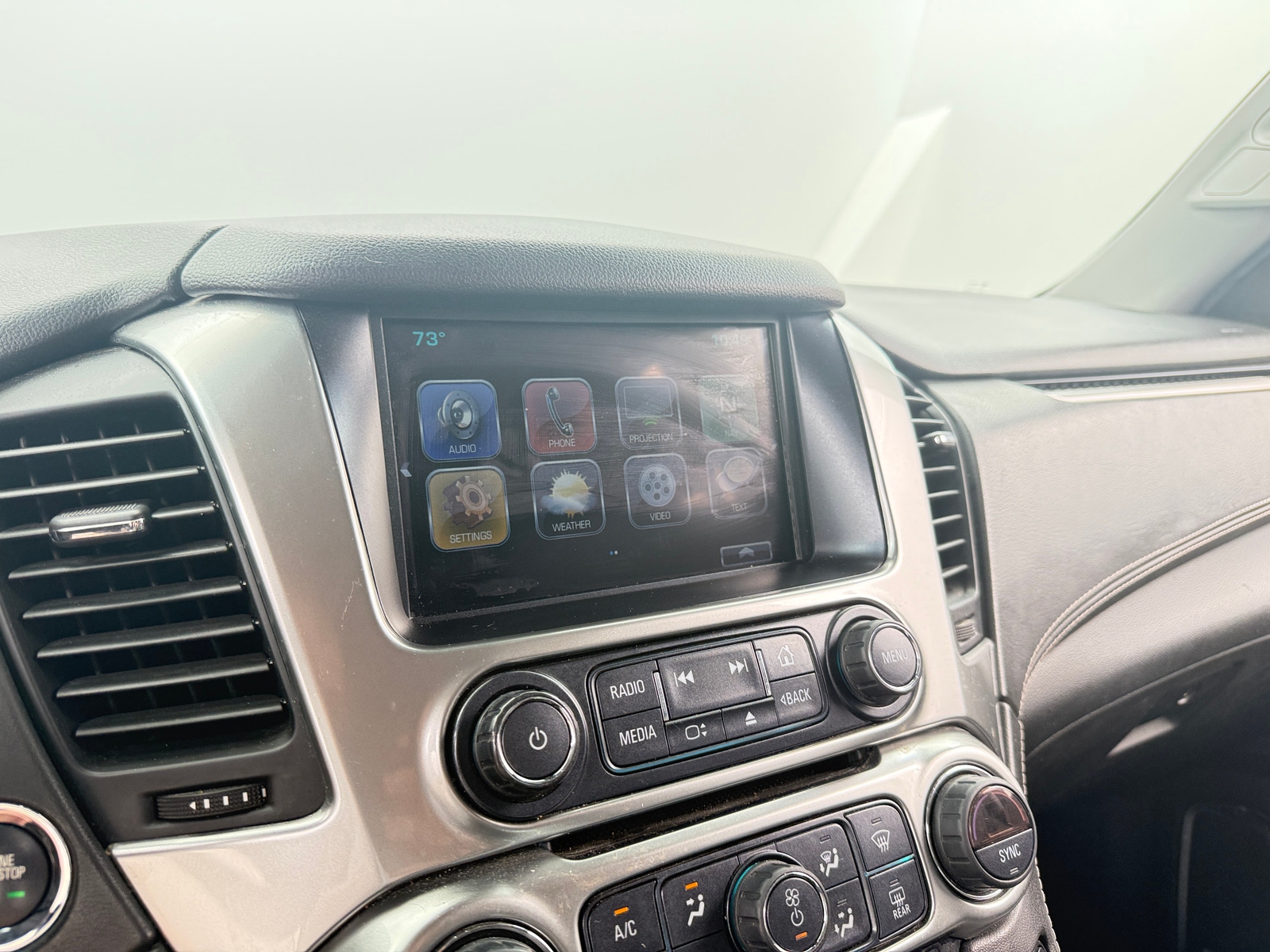 Thumbnail: 2019 Chevrolet Tahoe - 3