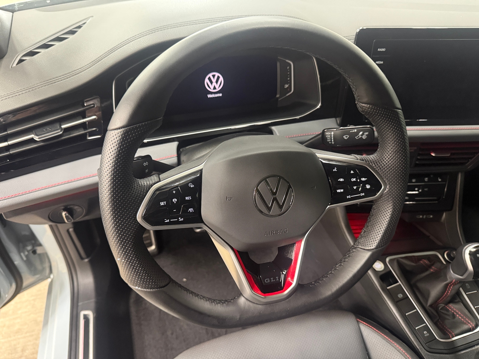 Thumbnail: 2025 Volkswagen Jetta - 4