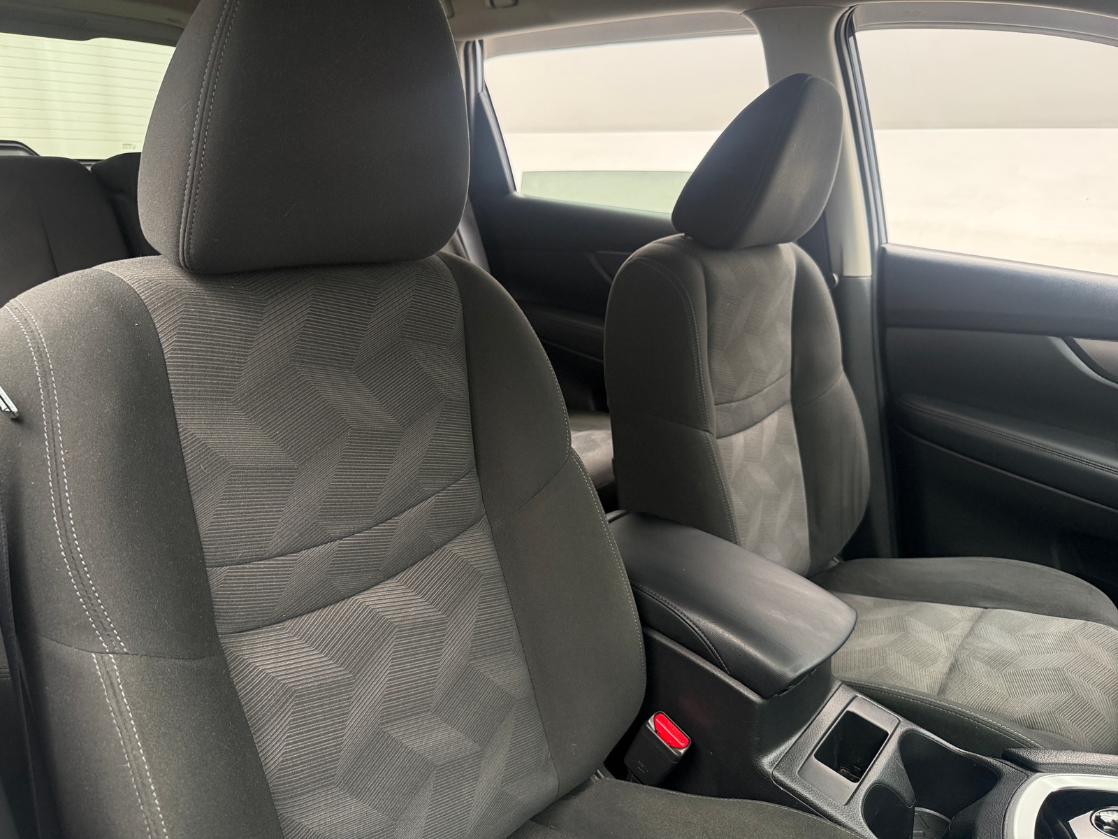 Thumbnail: 2016 Nissan Rogue - 2