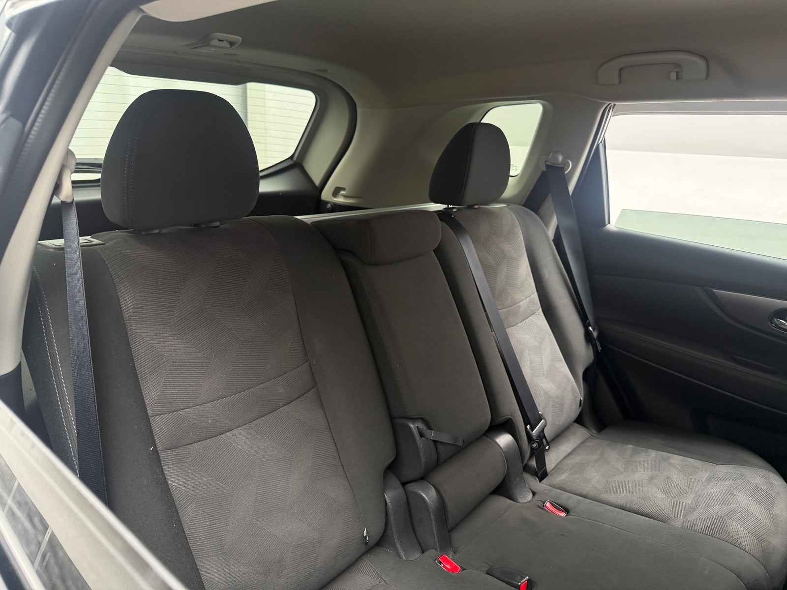 Thumbnail: 2016 Nissan Rogue - 6