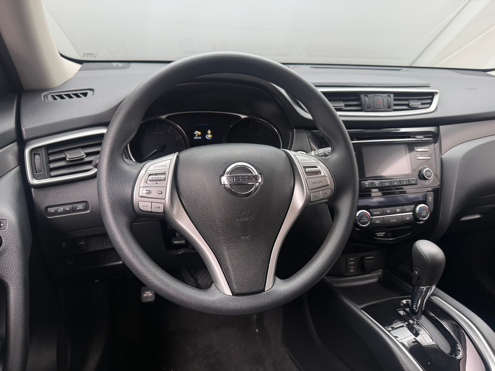 Thumbnail: 2016 Nissan Rogue - 5