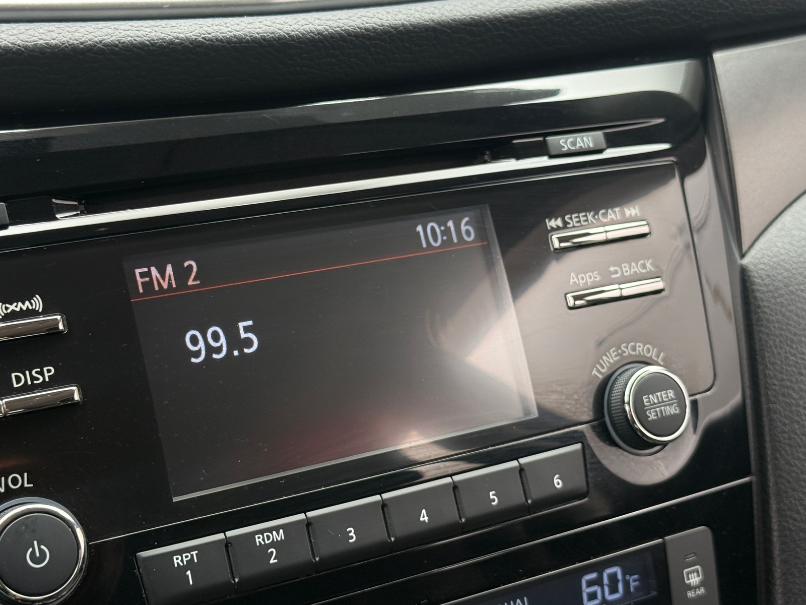 Thumbnail: 2016 Nissan Rogue - 4