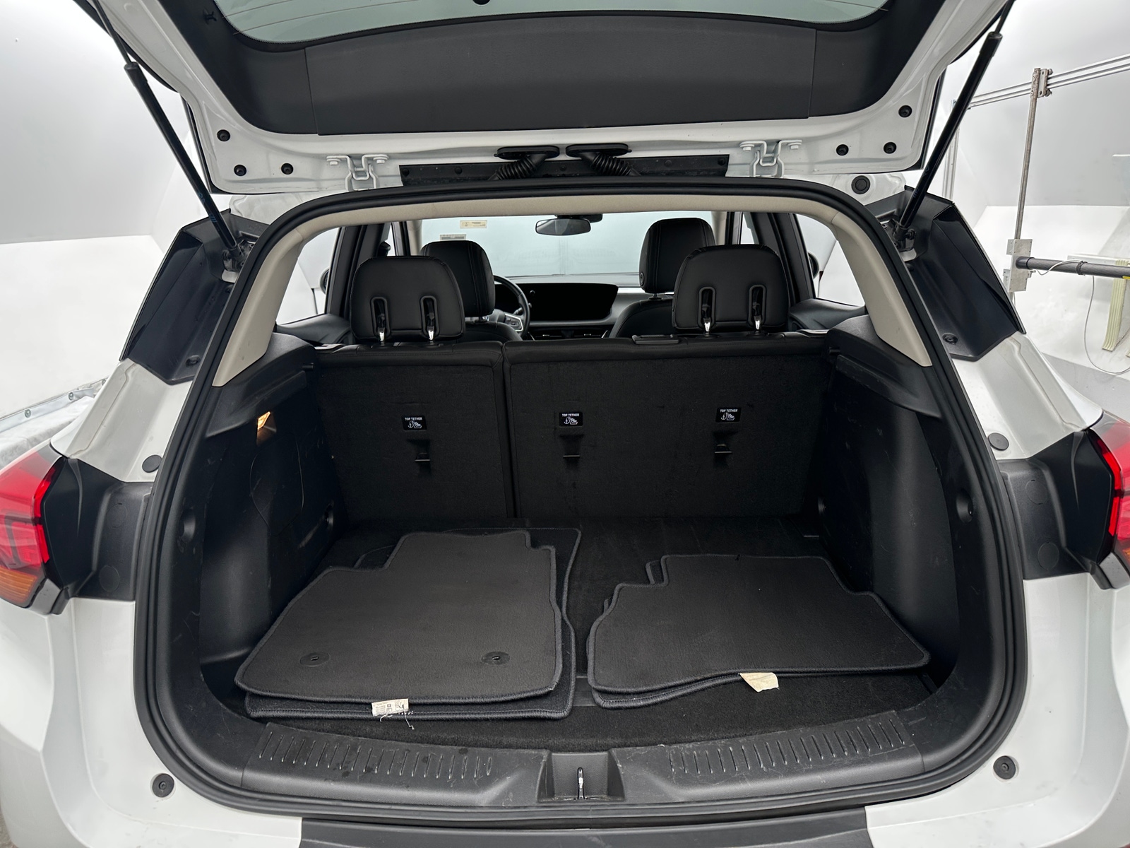 Thumbnail: 2025 Buick Encore GX - 6