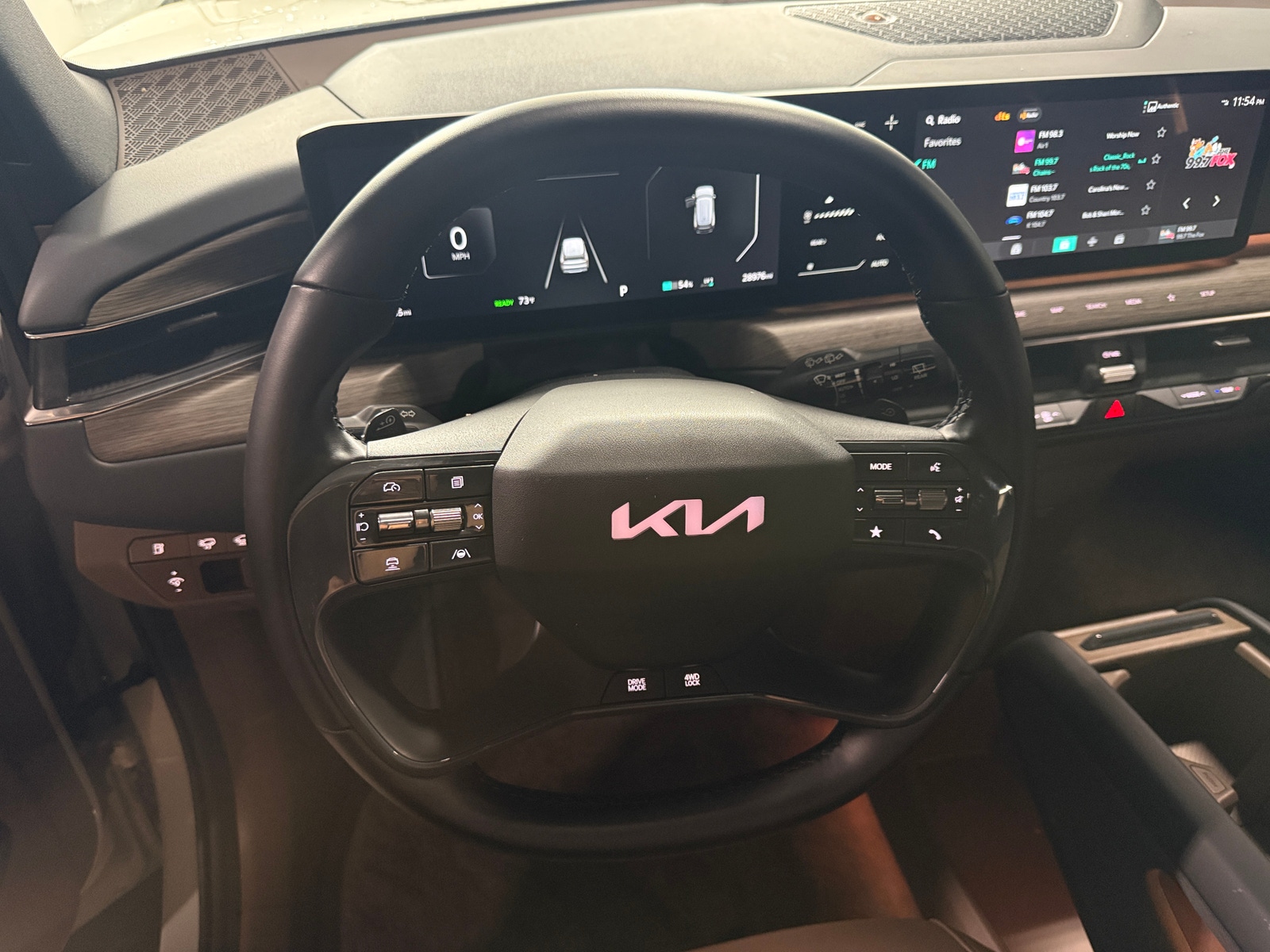 Thumbnail: 2024 Kia EV9 - 4