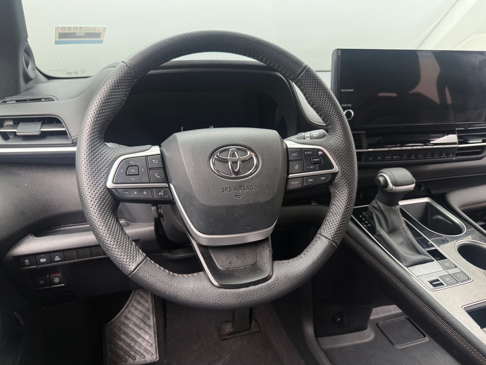 Thumbnail: 2025 Toyota Sienna - 4