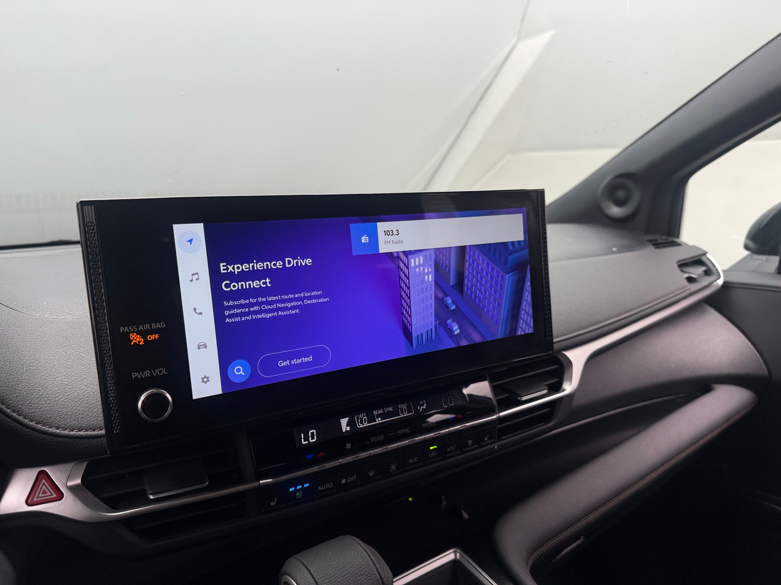 Thumbnail: 2025 Toyota Sienna - 3
