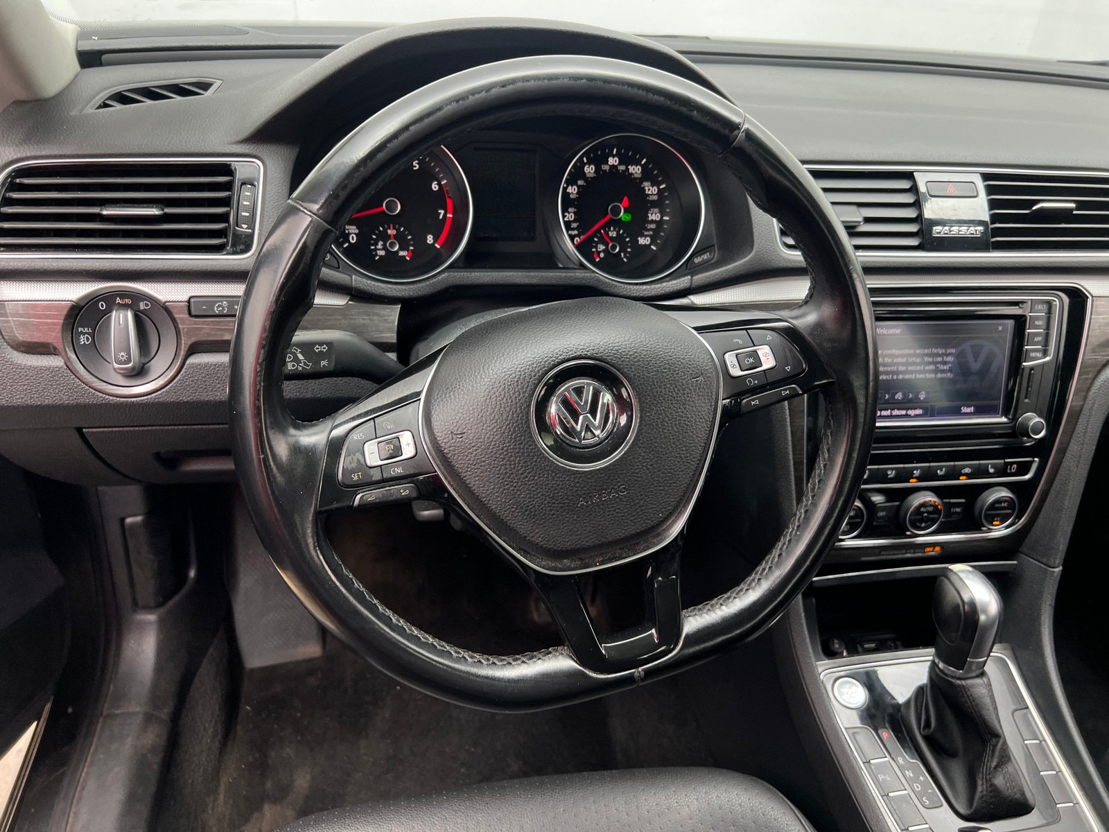 Thumbnail: 2018 Volkswagen Passat - 4