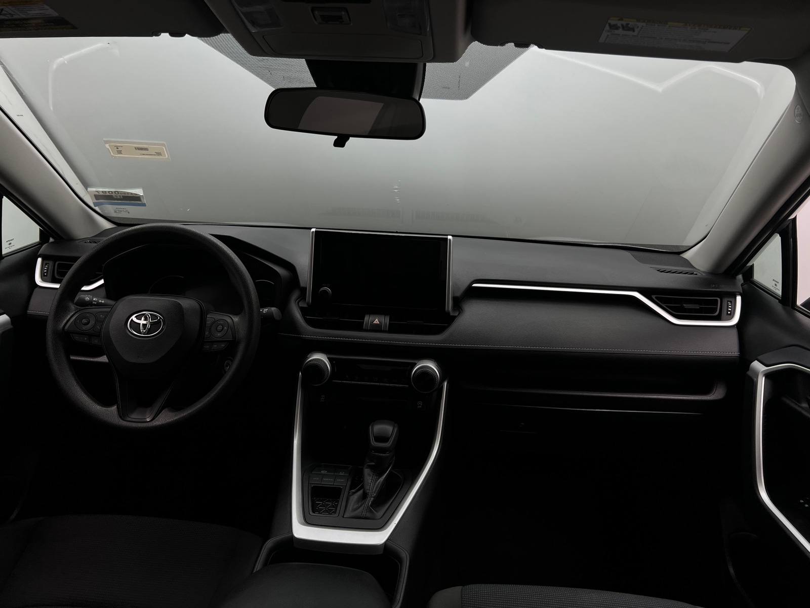Thumbnail: 2025 Toyota RAV4 - 3