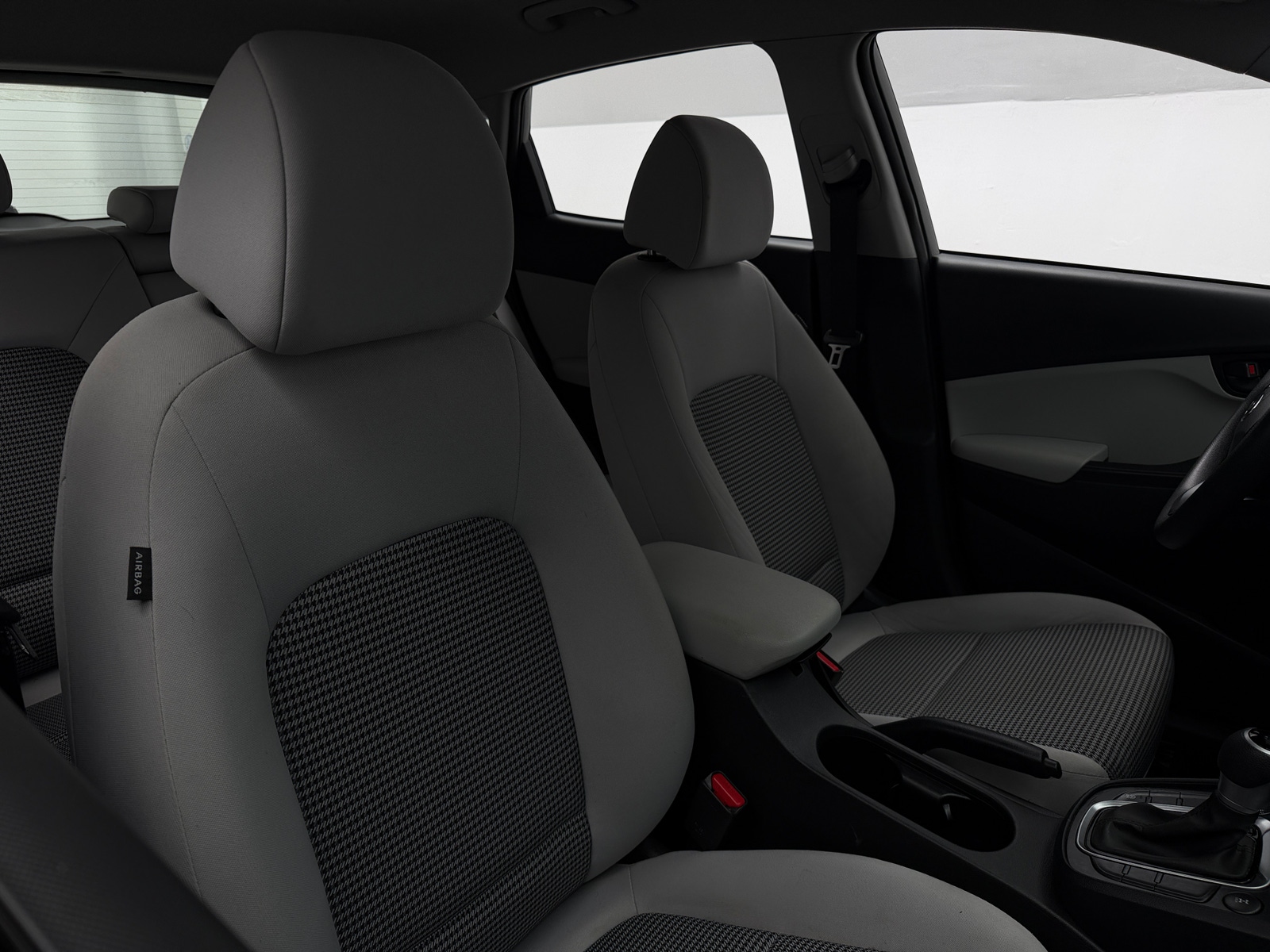 Thumbnail: 2023 Hyundai Kona - 2