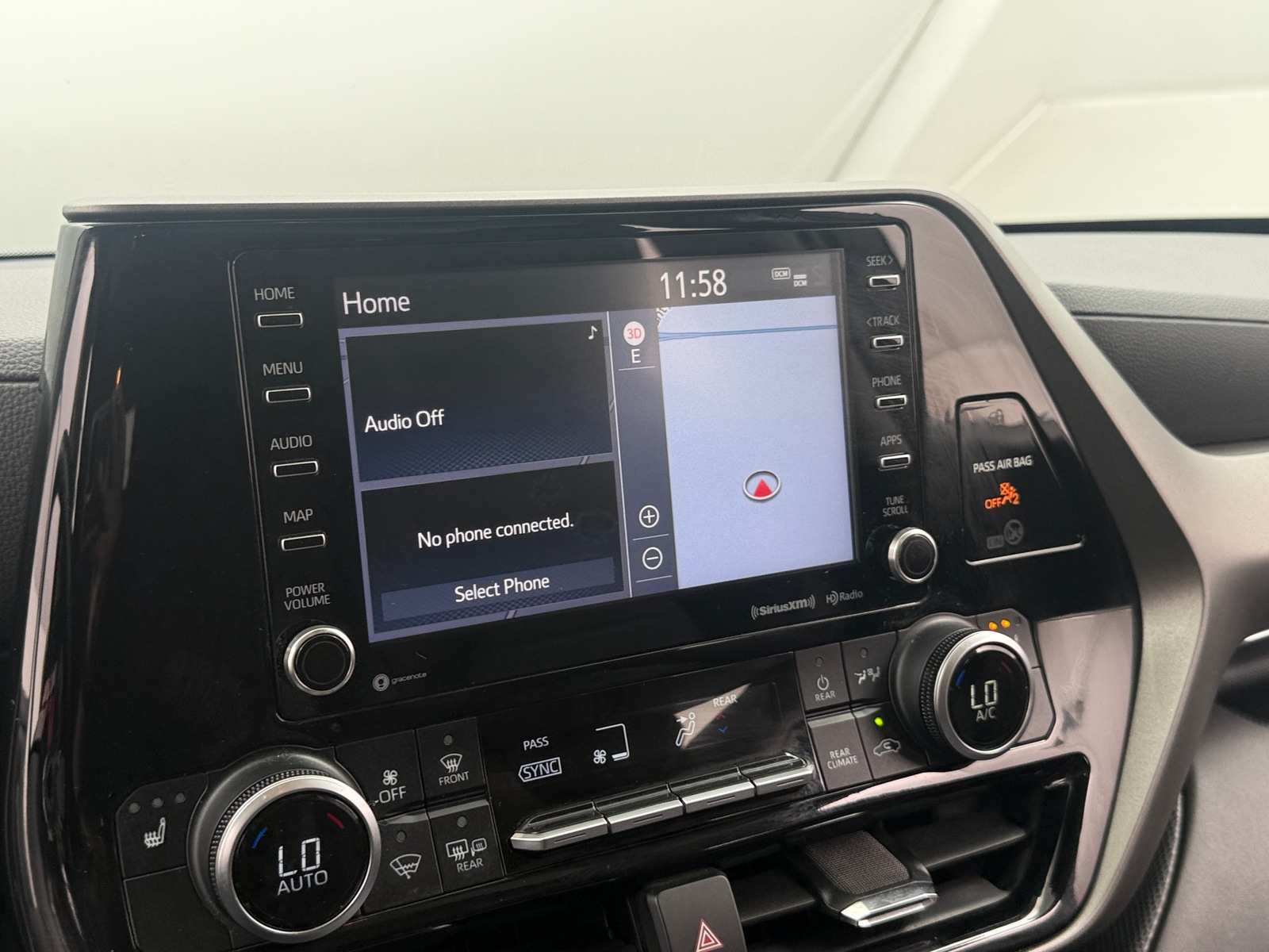 Thumbnail: 2021 Toyota Highlander - 3