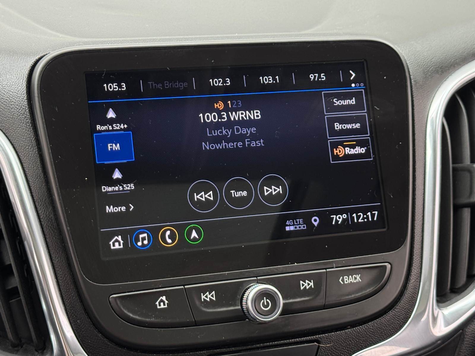 Thumbnail: 2019 Chevrolet Equinox - 3