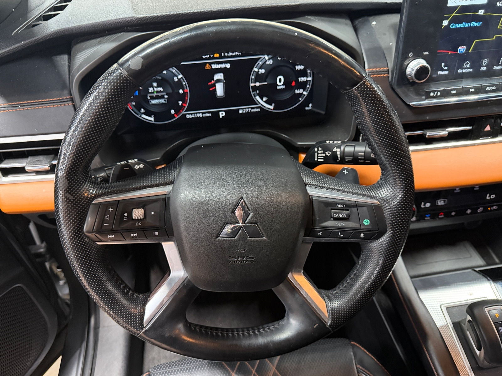 Thumbnail: 2022 Mitsubishi Outlander - 4