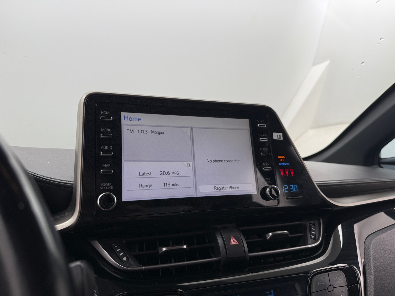 Thumbnail: 2019 Toyota C-HR - 4