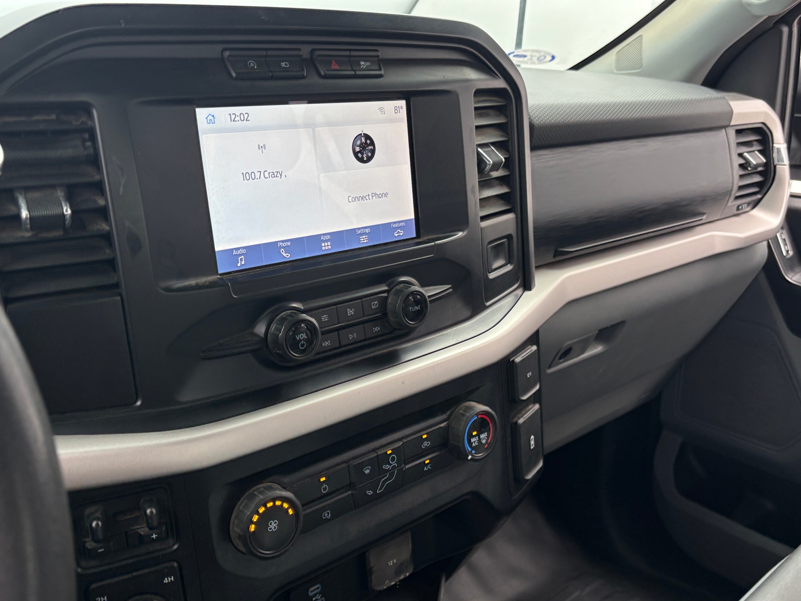 Thumbnail: 2021 Ford Econoline - 4