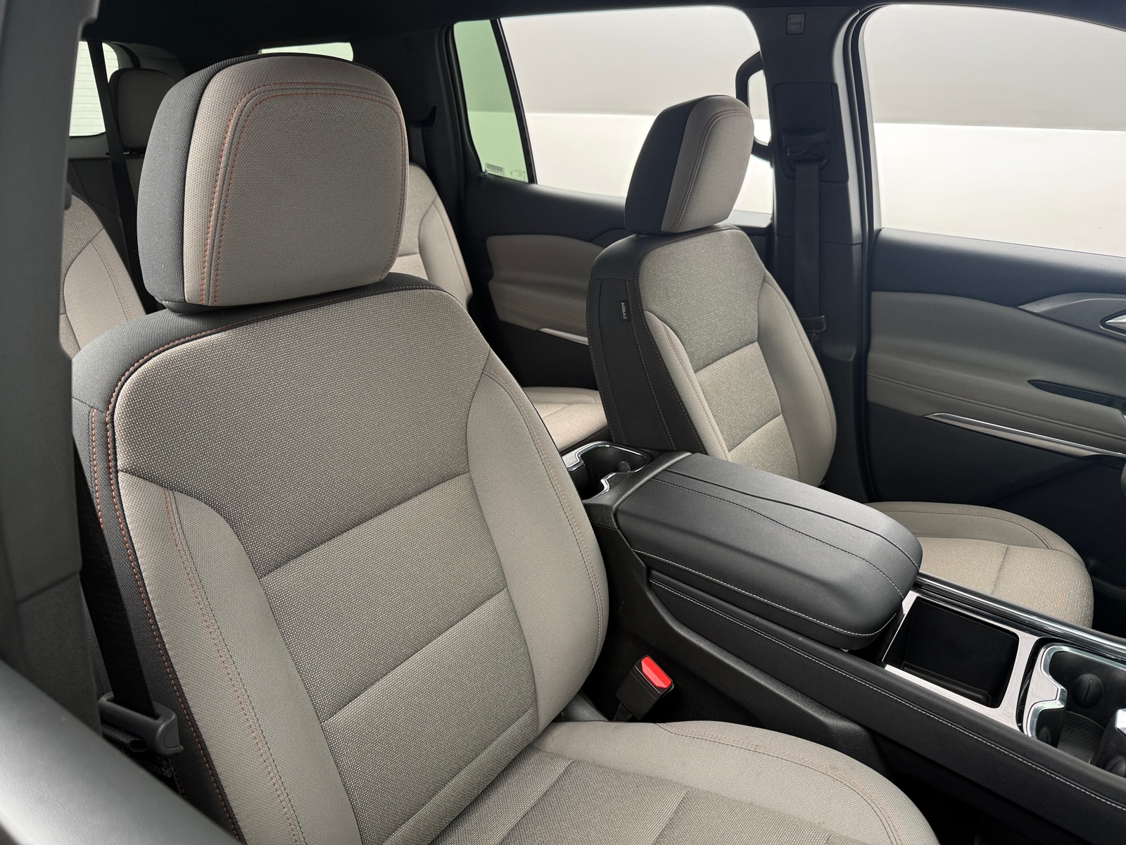 Thumbnail: 2026 Chevrolet Traverse - 2