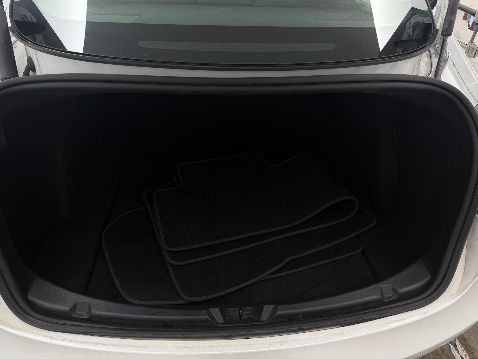 Thumbnail: 2023 Tesla Model 3 - 6