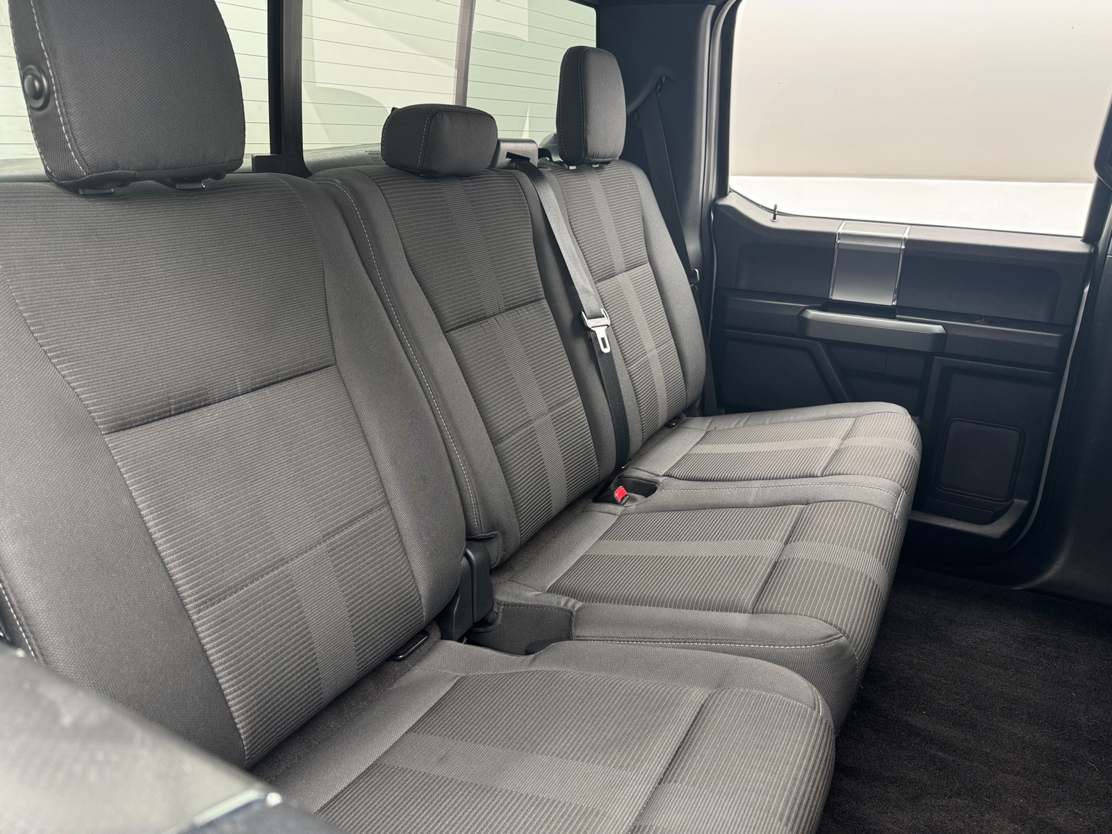 Thumbnail: 2016 Ford Econoline - 6