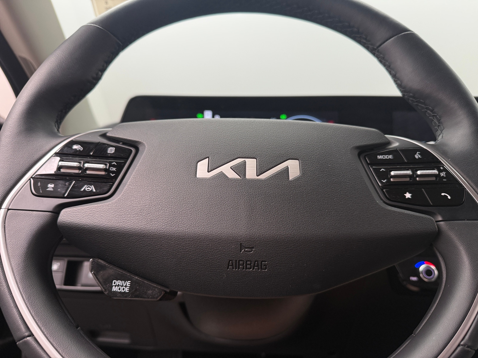 Thumbnail: 2024 Kia EV6 - 4