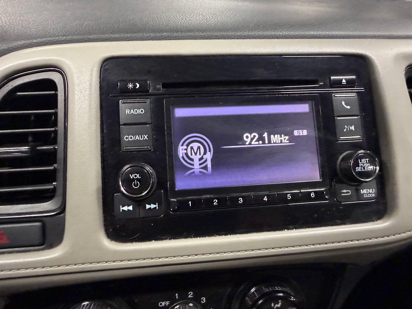 Thumbnail: 2017 Honda HR-V - 4