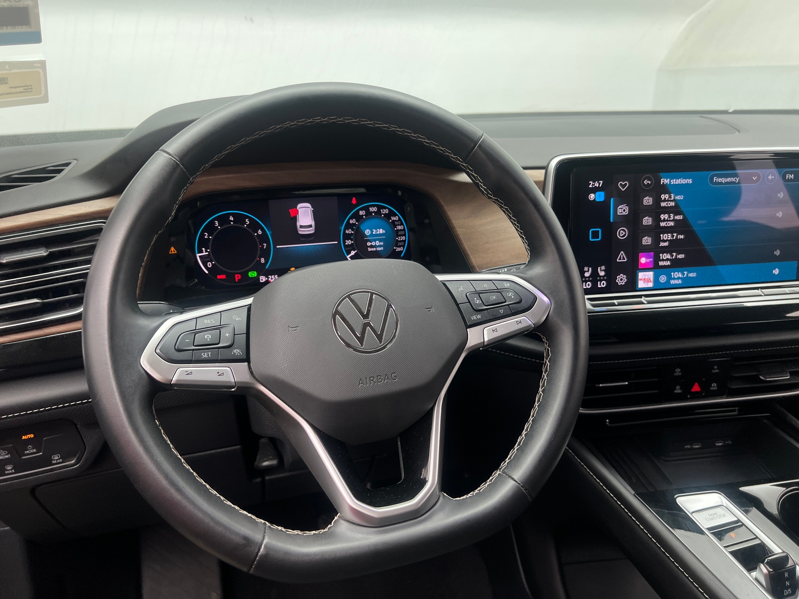Thumbnail: 2025 Volkswagen Atlas - 4