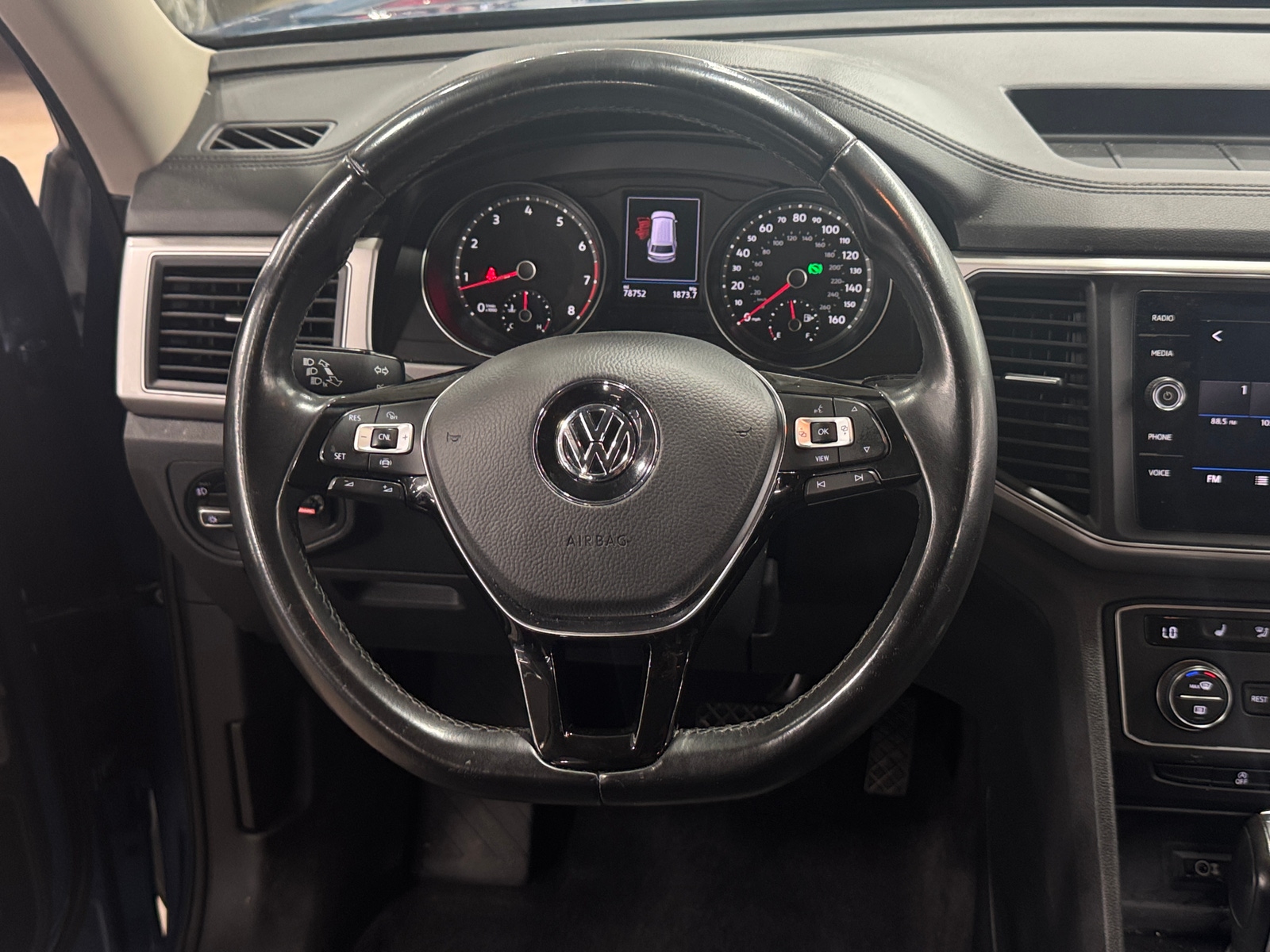 Thumbnail: 2019 Volkswagen Atlas - 4