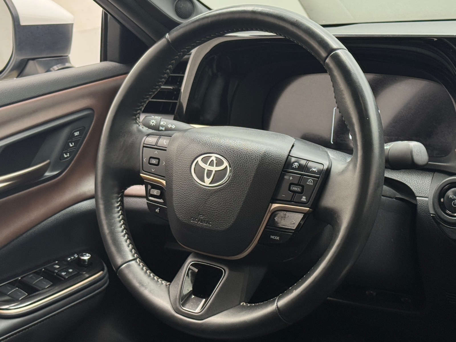 Thumbnail: 2024 Toyota Crown - 5