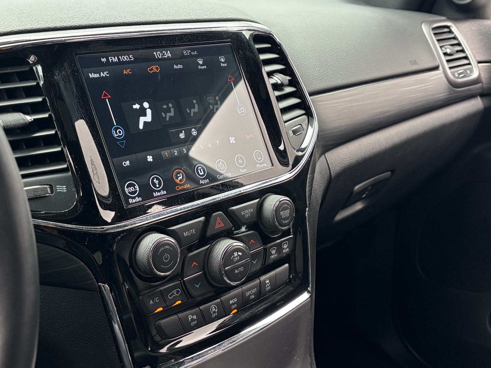 Thumbnail: 2019 Jeep Grand Cherokee - 4