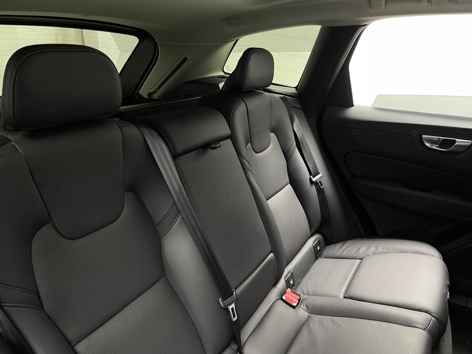 Thumbnail: 2023 Volvo XC60 - 5