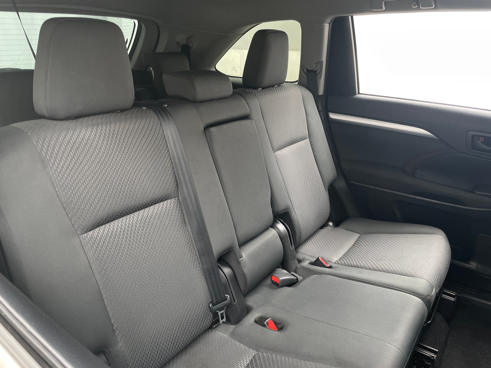 Thumbnail: 2019 Toyota Highlander - 6