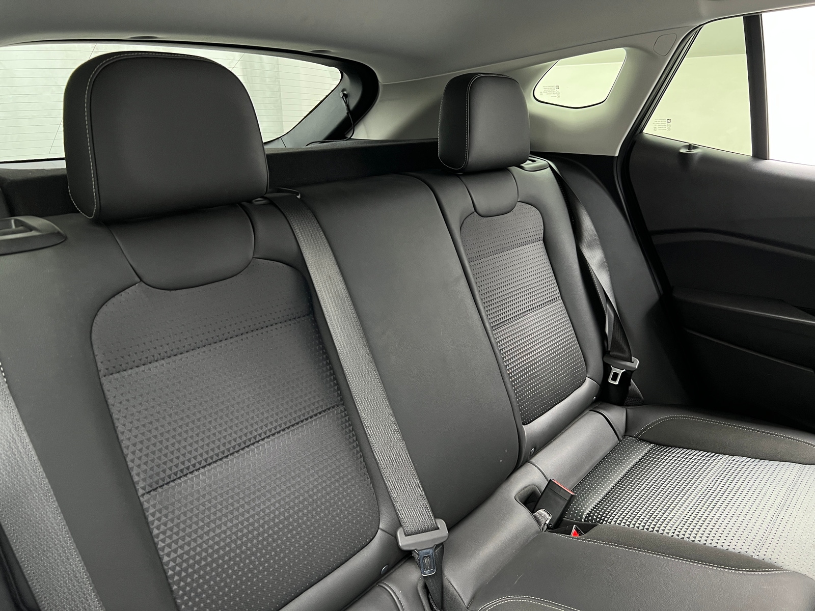 Thumbnail: 2025 Chevrolet Trax - 5