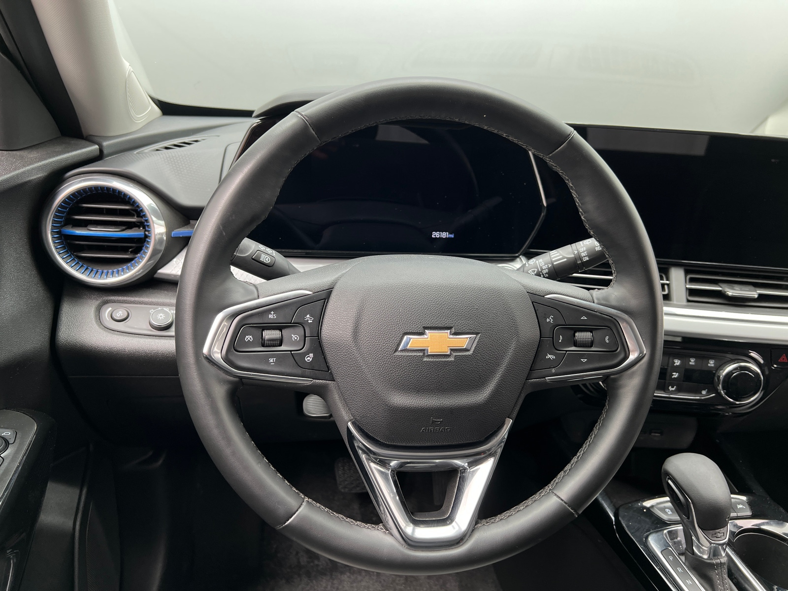 Thumbnail: 2025 Chevrolet Trax - 4