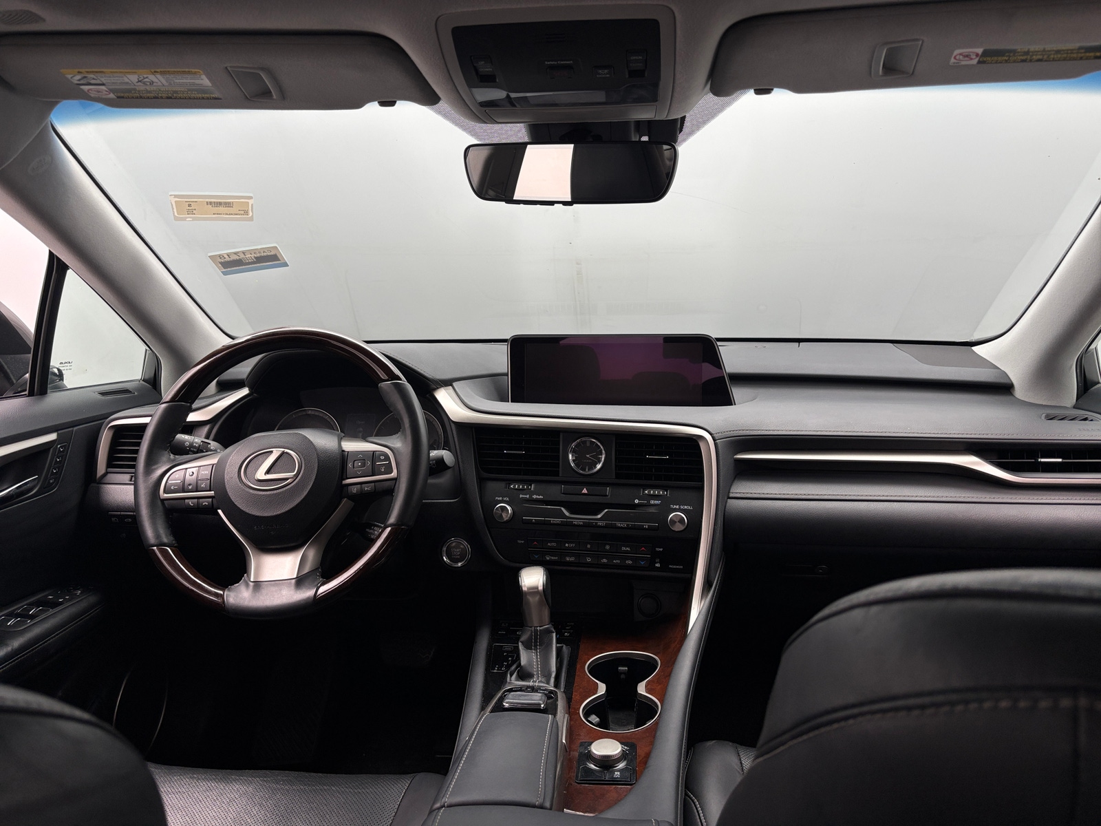 Thumbnail: 2018 Lexus RX - 3