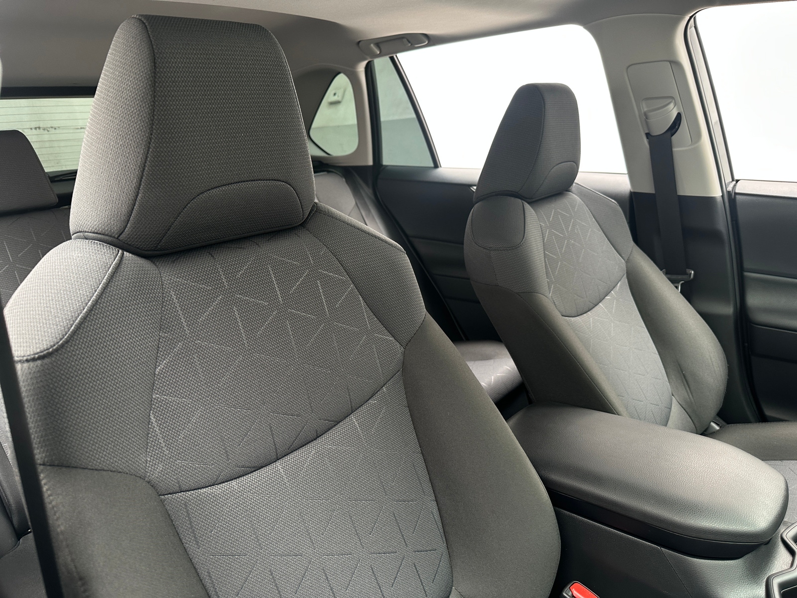 Thumbnail: 2025 Toyota RAV4 - 2