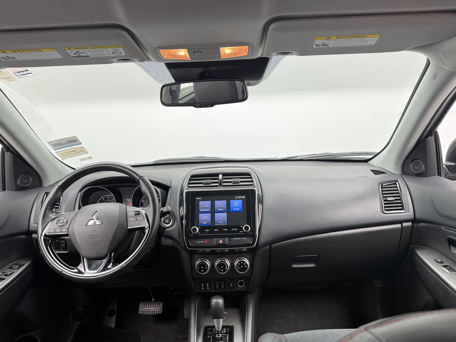 Thumbnail: 2022 Mitsubishi Outlander Sport - 2