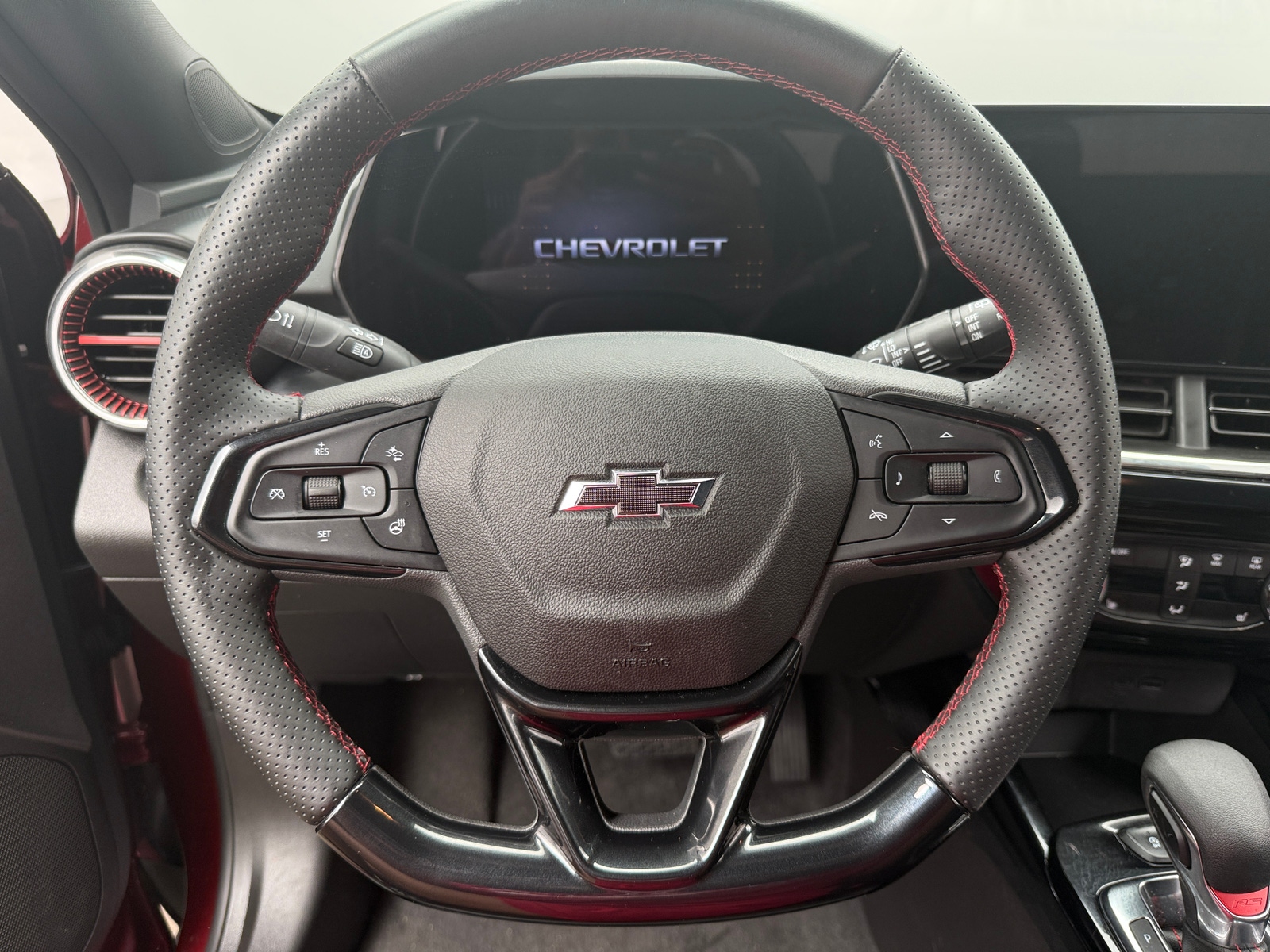 Thumbnail: 2025 Chevrolet Trax - 4