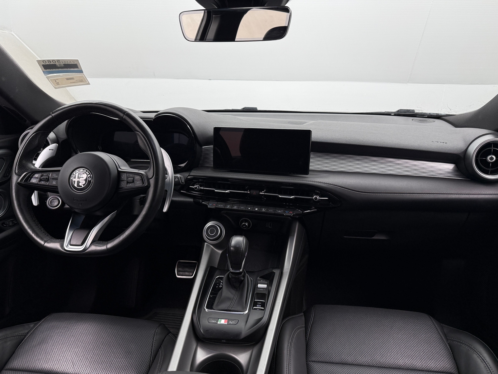 Thumbnail: 2024 Alfa Romeo Tonale - 2