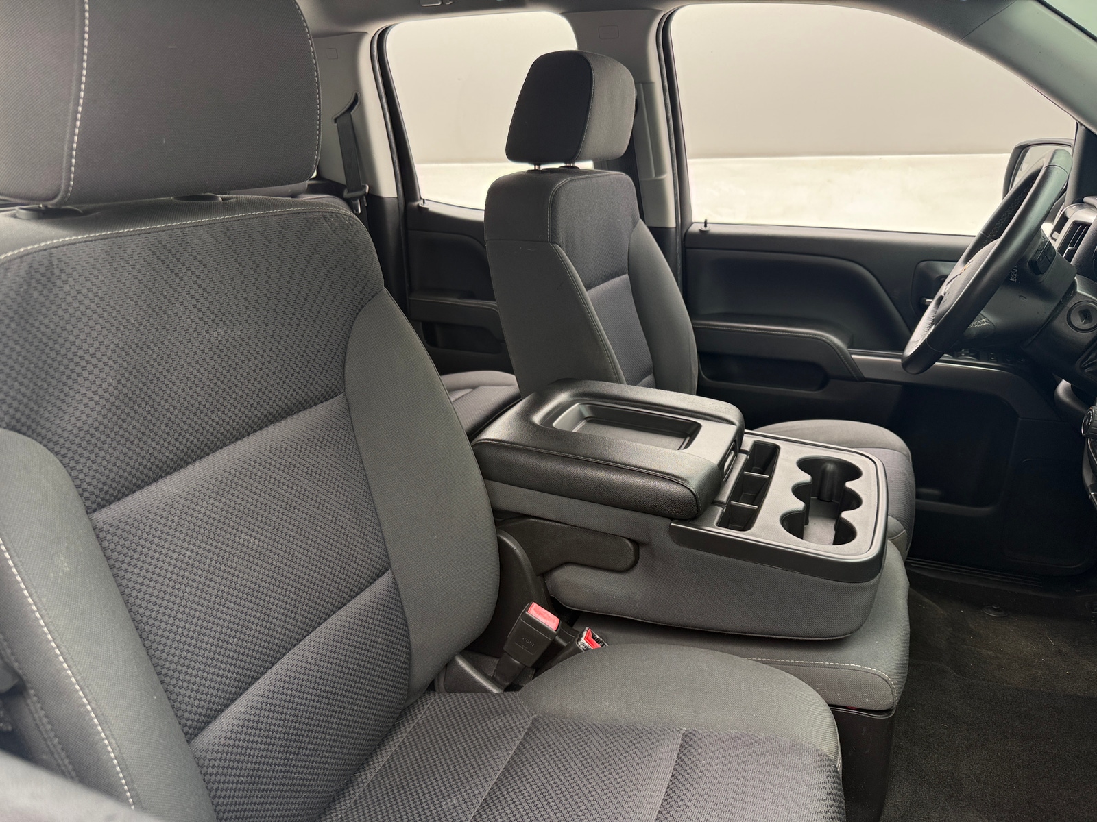Thumbnail: 2018 Chevrolet Silverado 1500 - 2