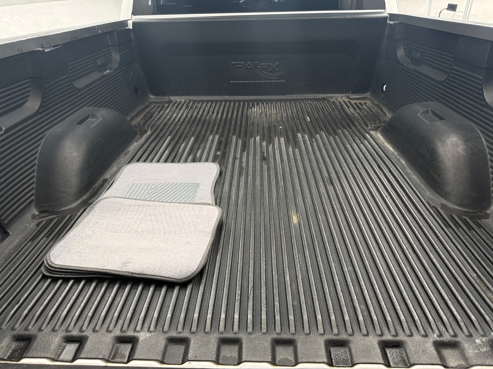 Thumbnail: 2018 Chevrolet Silverado 1500 - 7