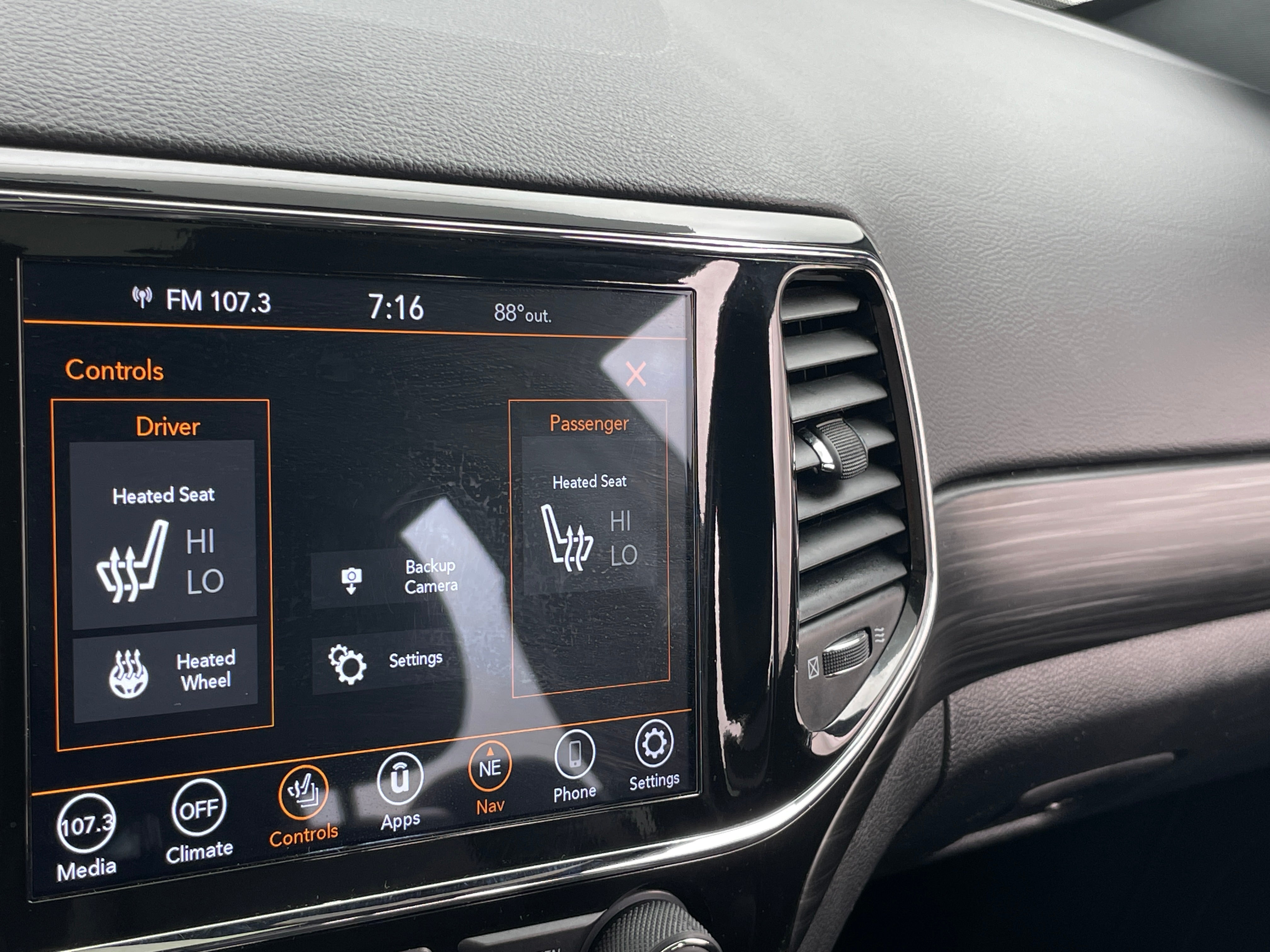 2022 Jeep Grand Cherokee WK Laredo X - Photo 21