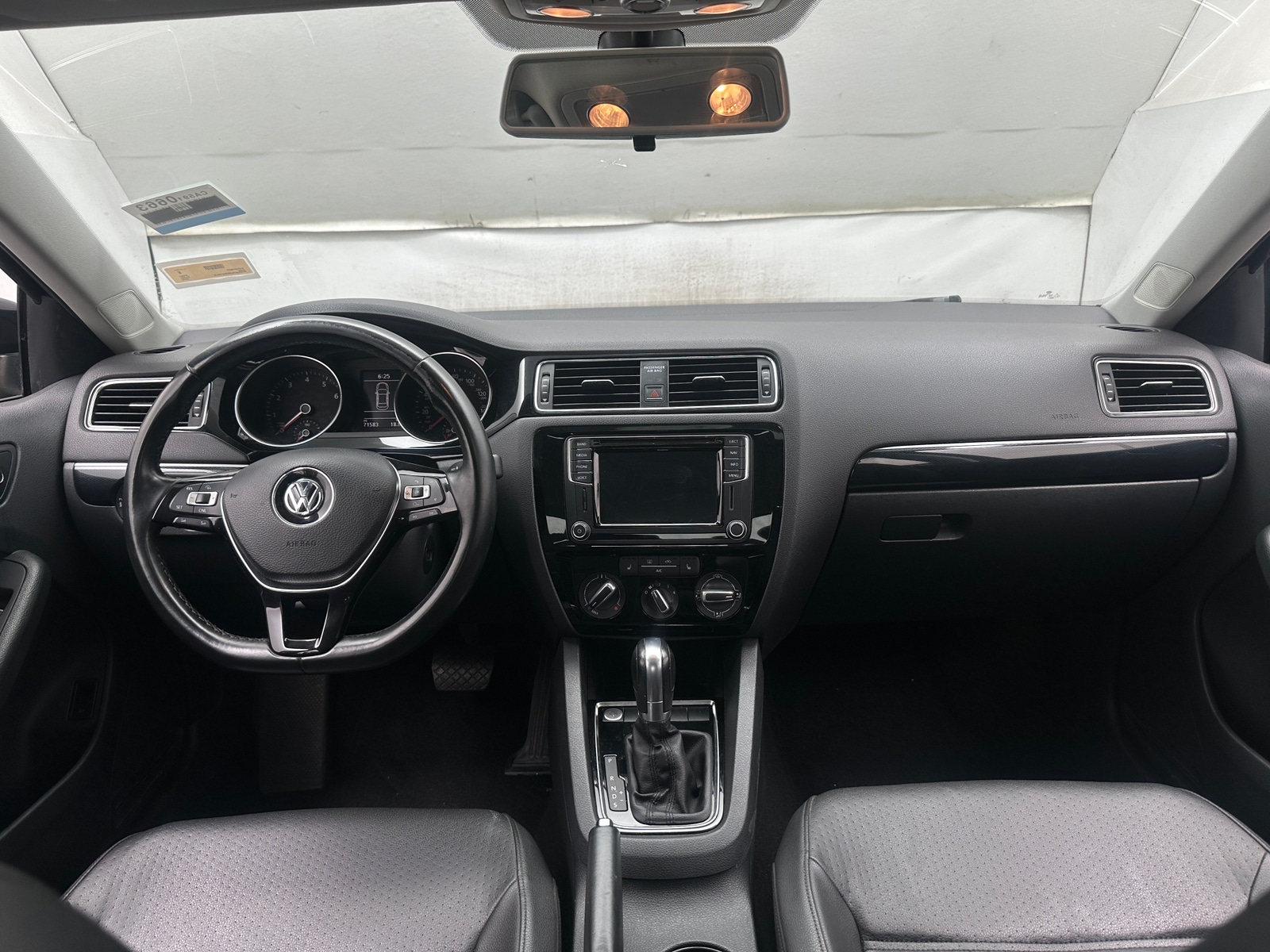 Thumbnail: 2016 Volkswagen Jetta - 2