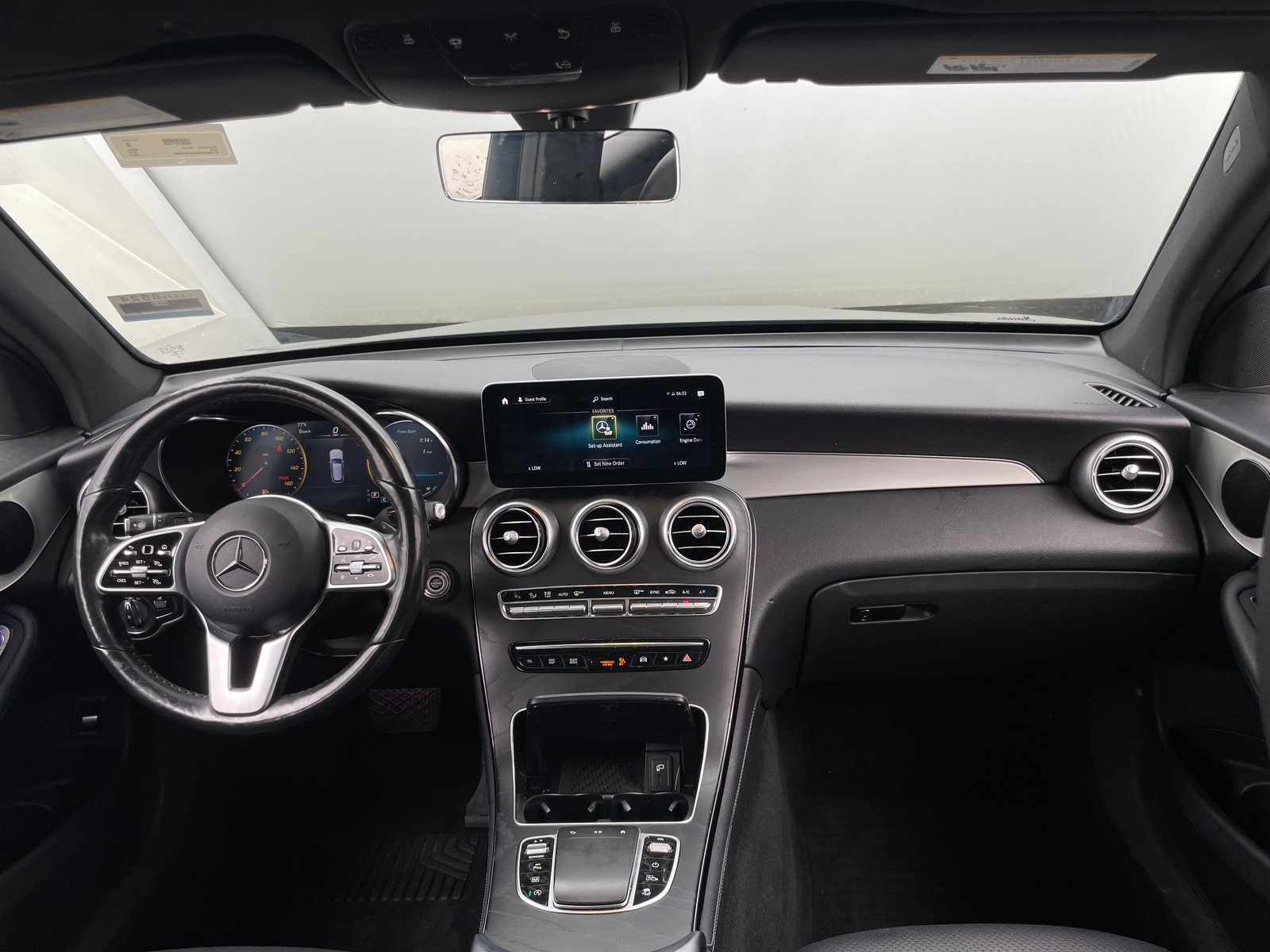 Thumbnail: 2021 Mercedes-Benz GLC - 2