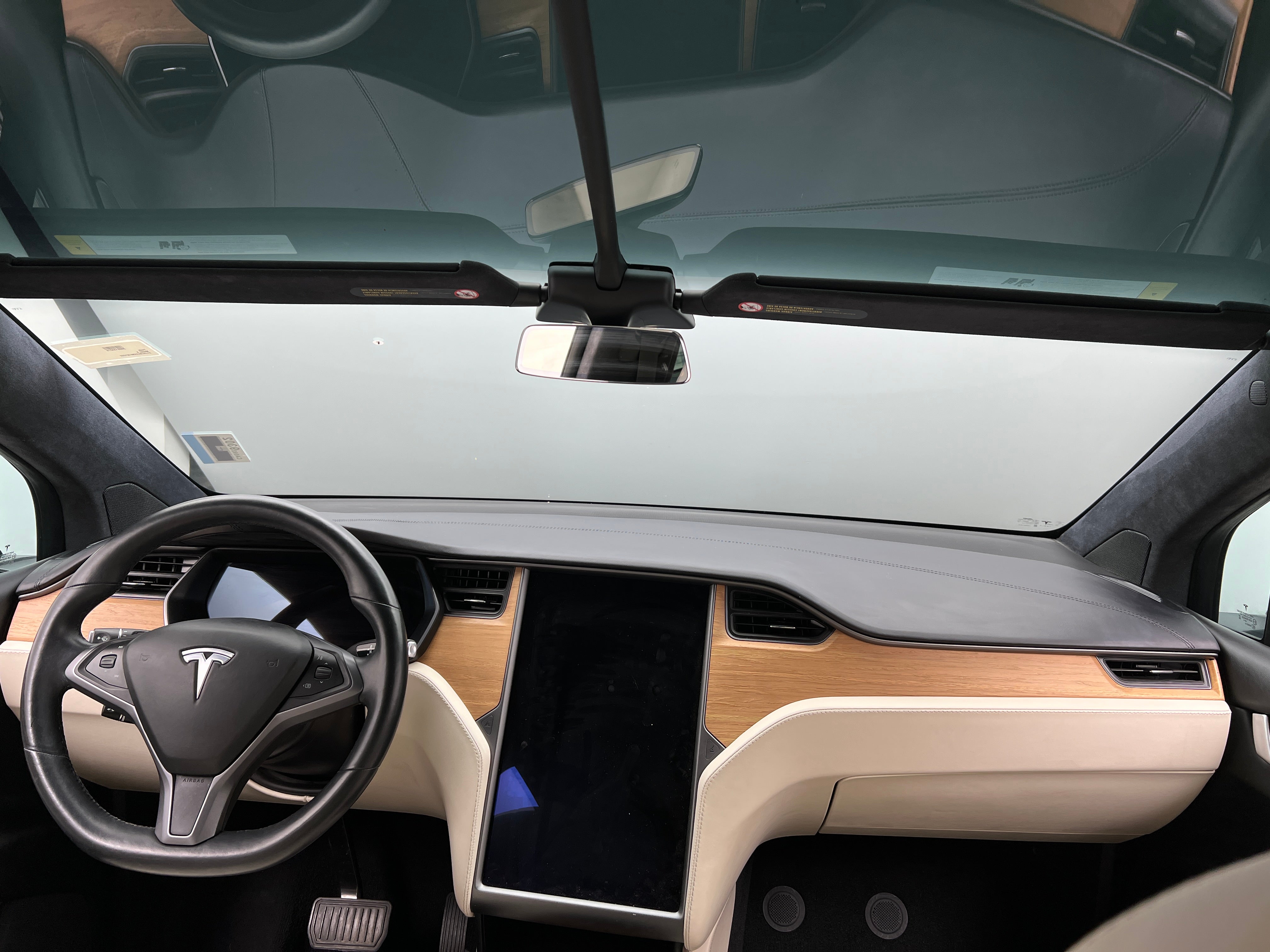 Used 2021 Tesla Model X Long Range Plus with VIN 5YJXCBE2XMF321322 for sale in Oak Creek, WI