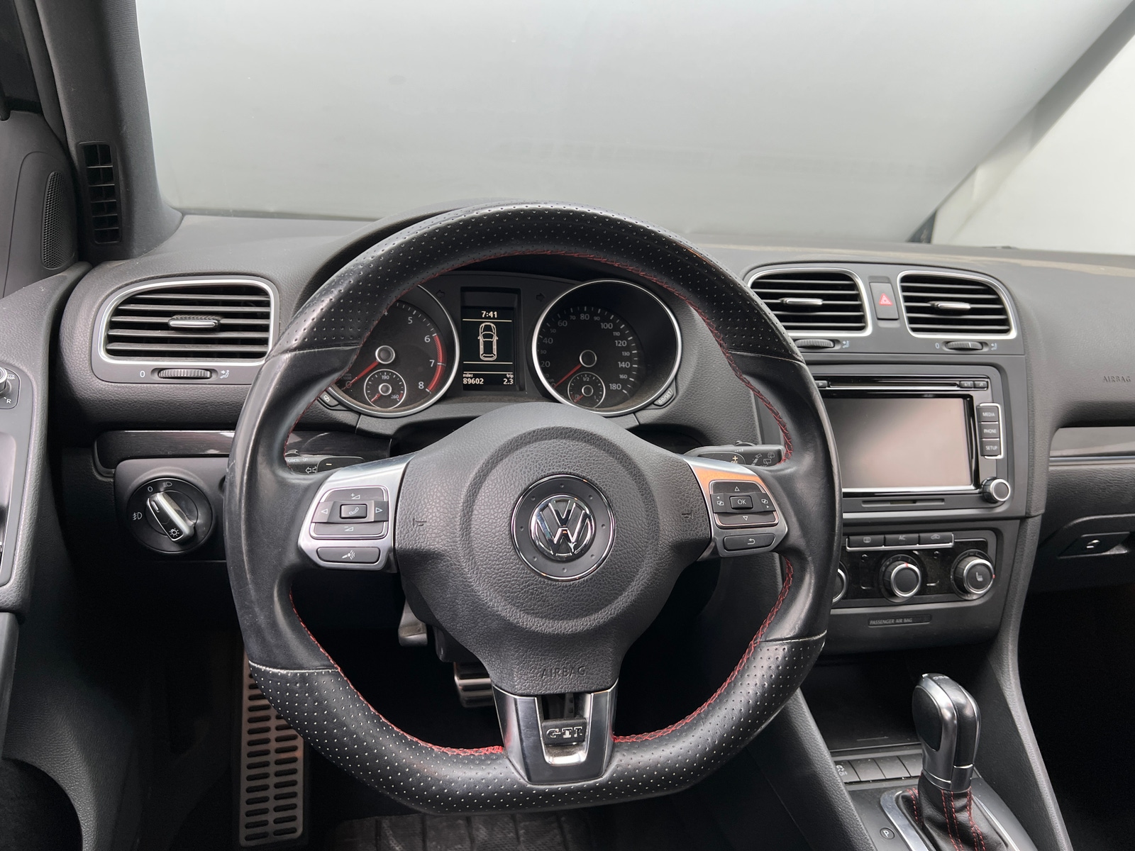 Thumbnail: 2012 Volkswagen Golf - 4
