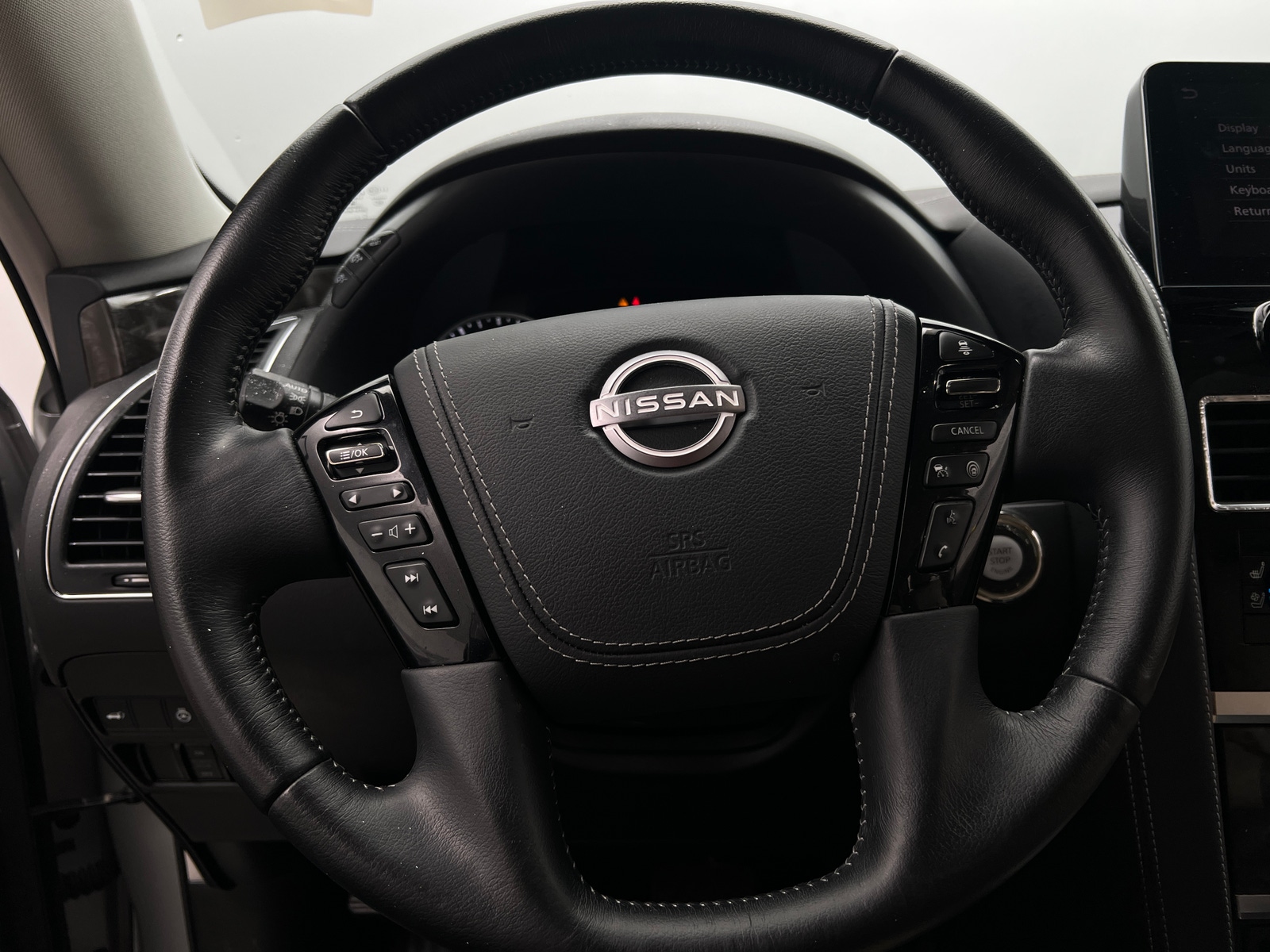 Thumbnail: 2021 Nissan Armada - 4