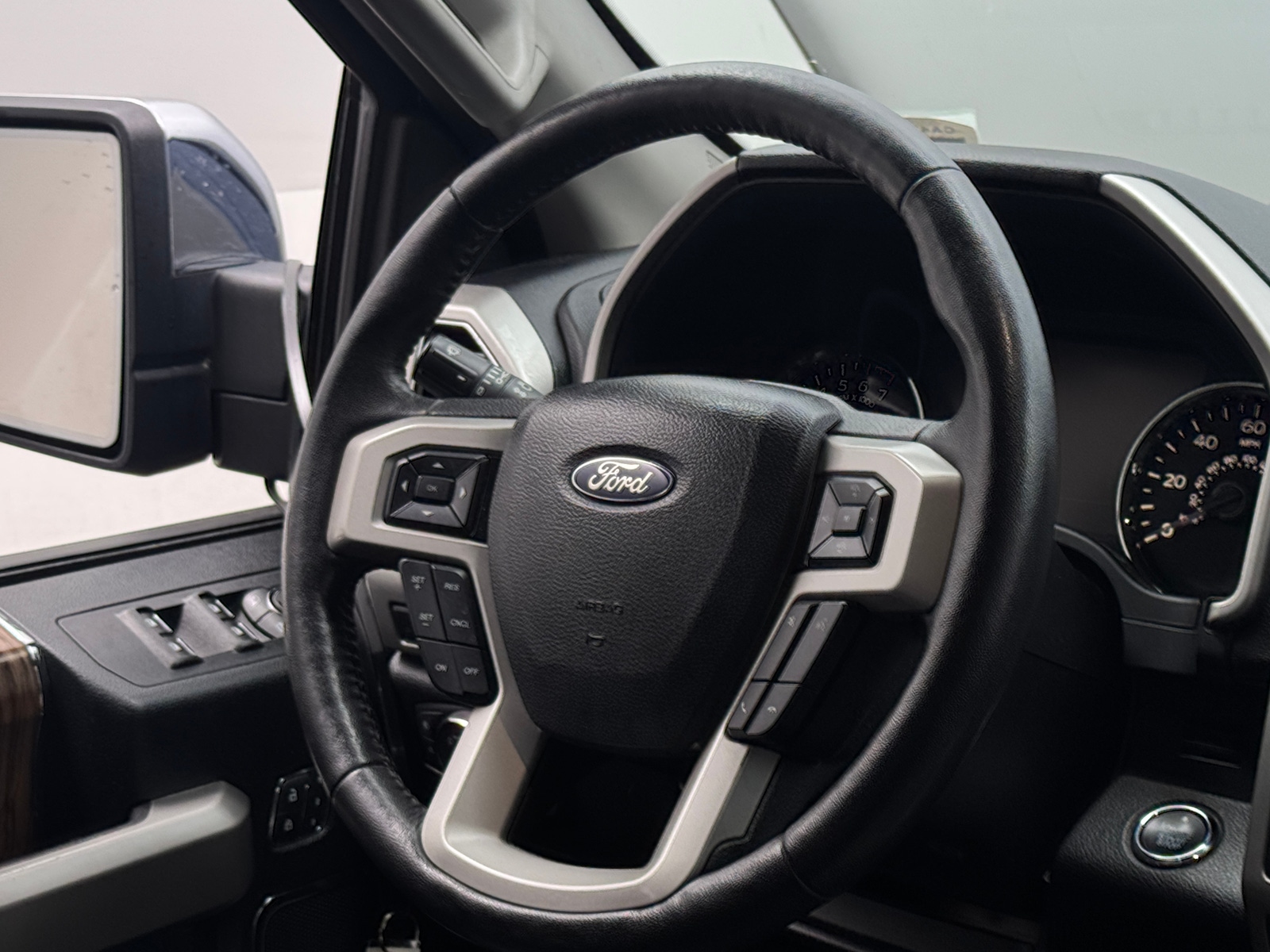 Thumbnail: 2018 Ford Econoline - 4