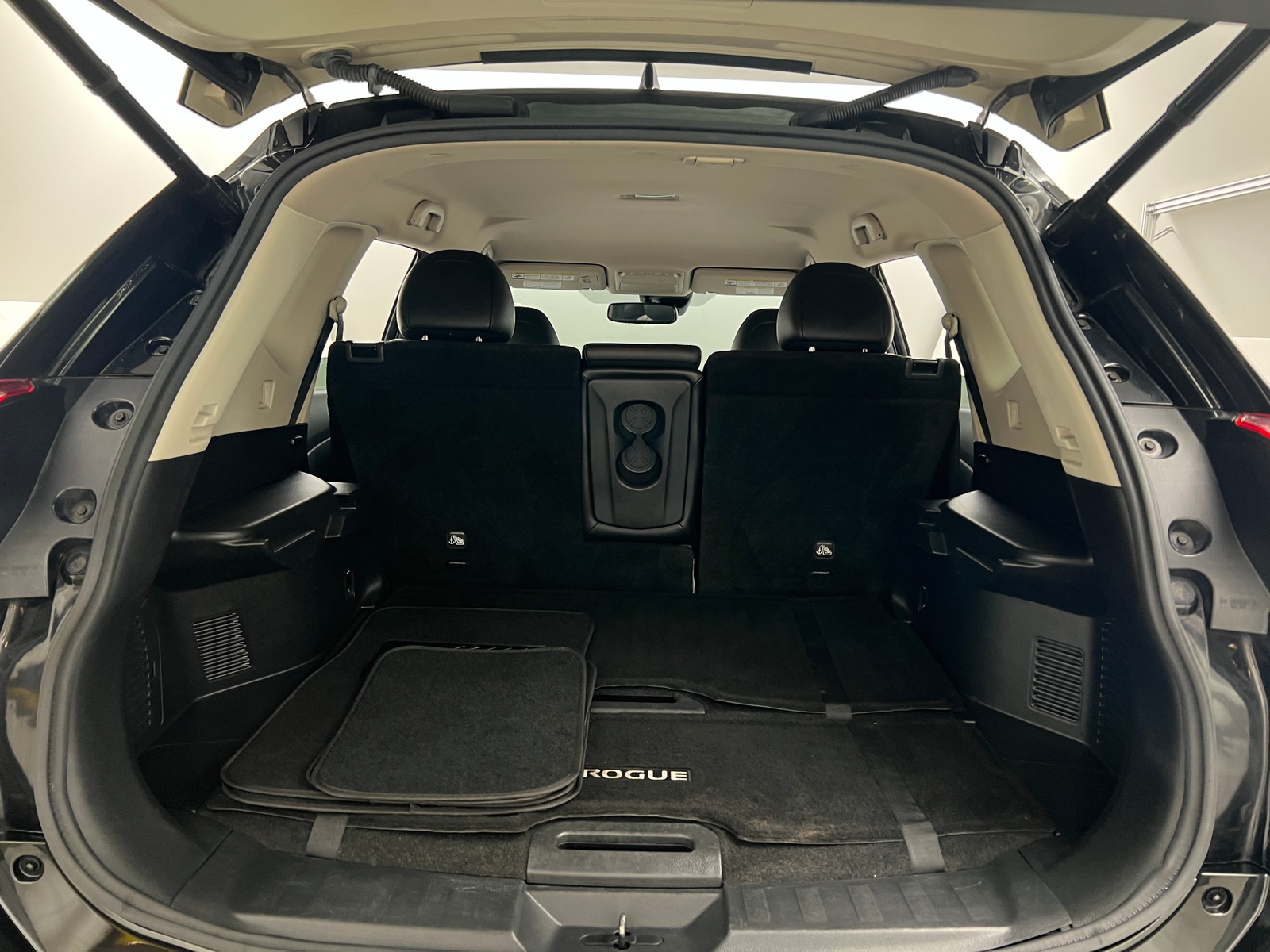 Thumbnail: 2020 Nissan Rogue - 6