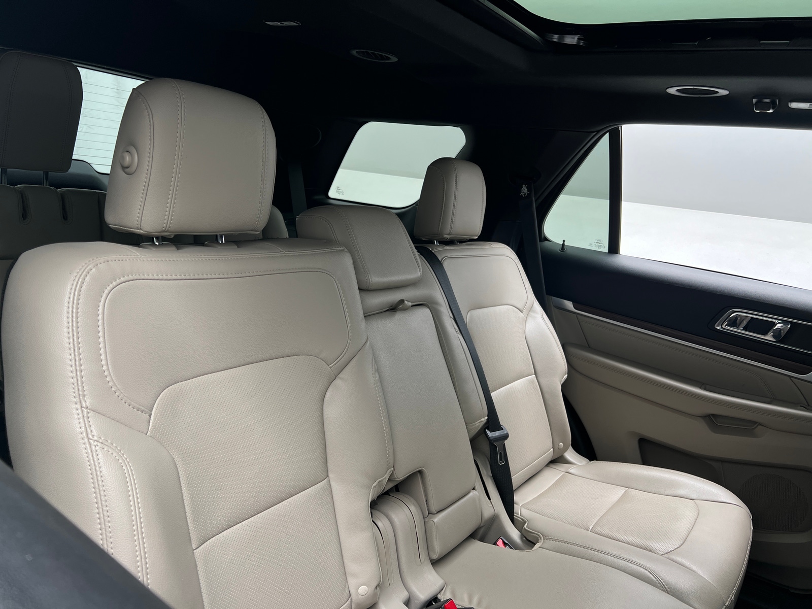 Thumbnail: 2018 Ford Explorer - 5