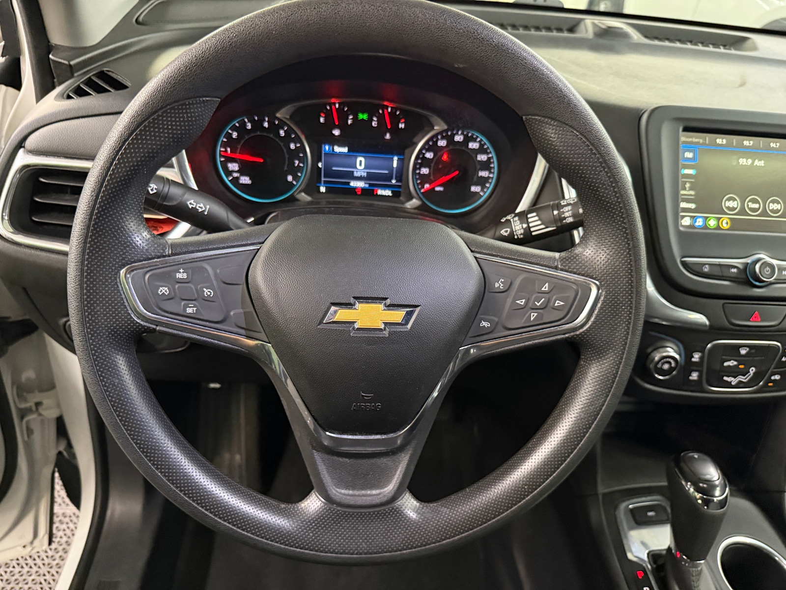 Thumbnail: 2019 Chevrolet Equinox - 5