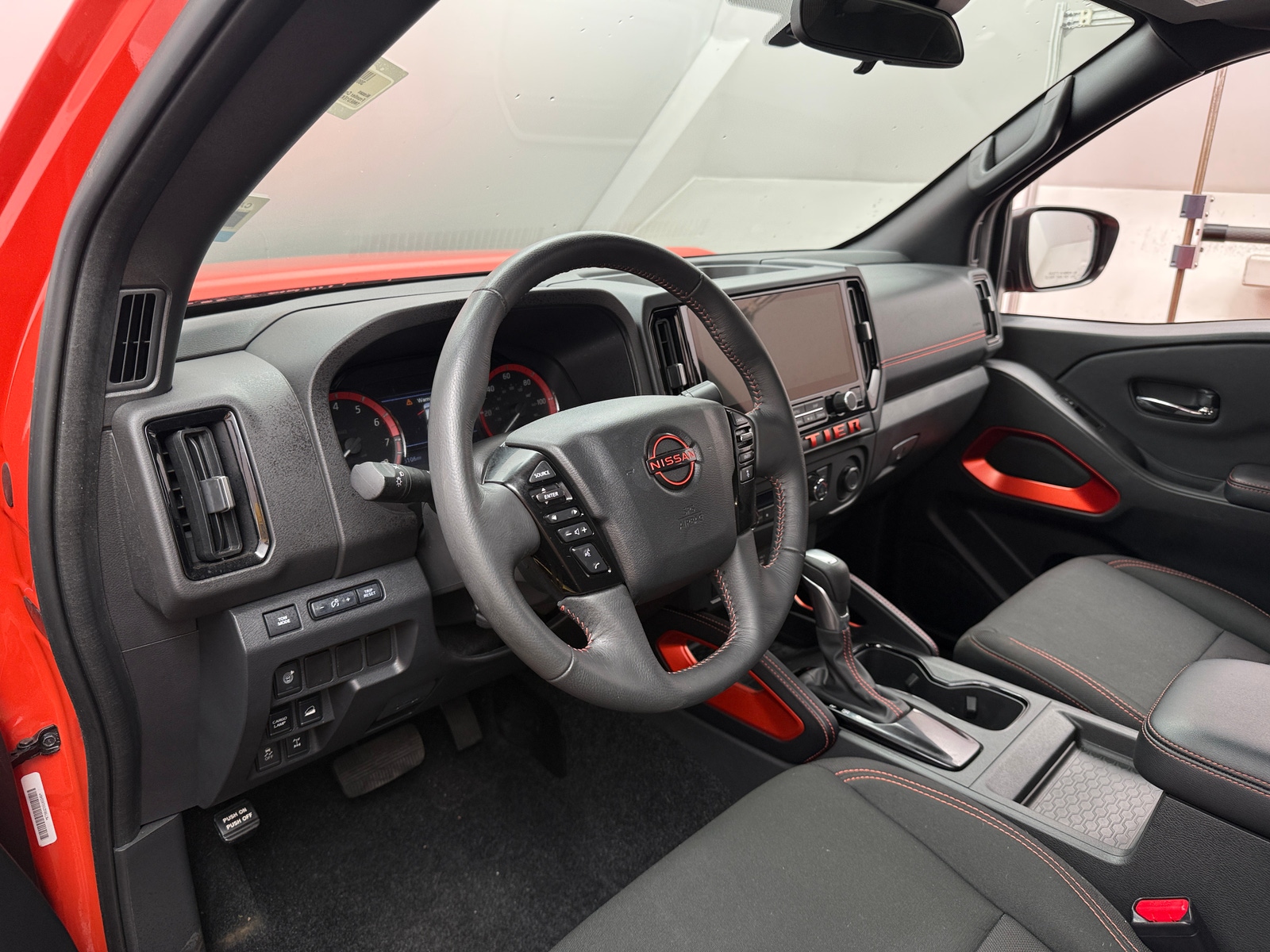 Thumbnail: 2025 Nissan Frontier - 5