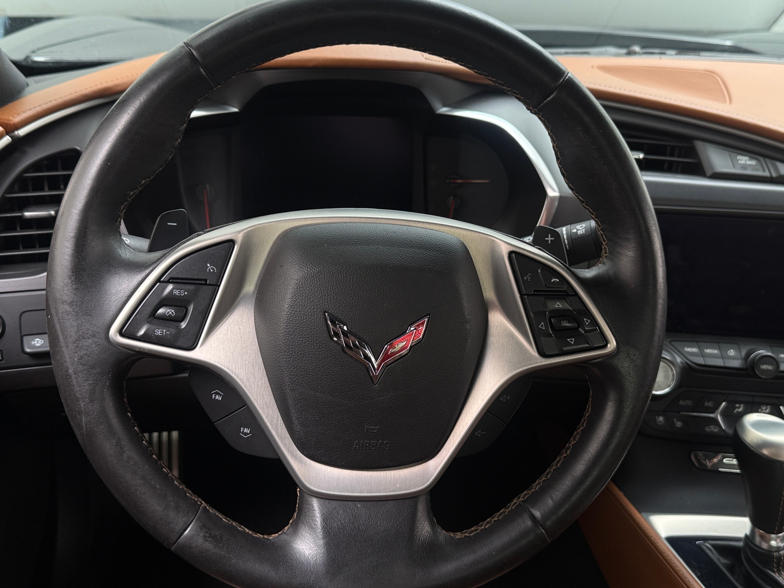 Thumbnail: 2014 Chevrolet Corvette - 3